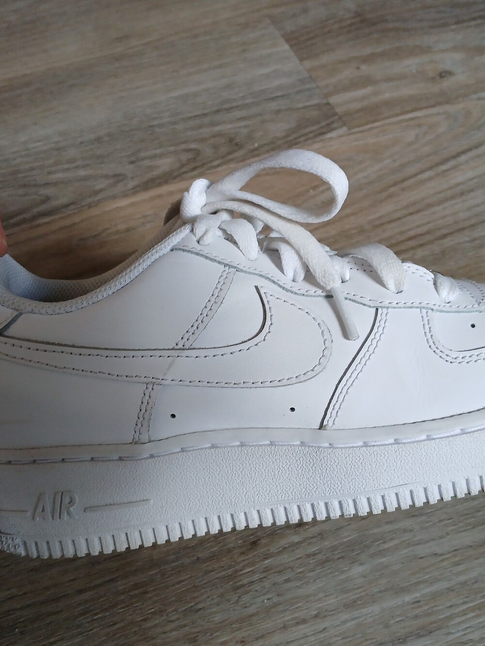 Nike Air Force 1 LG (GS) White Sneakers - Picture 9 of 12